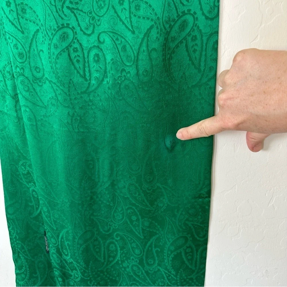 Vintage Specialty House Green Paisley Fringe 100% Silk Scarf